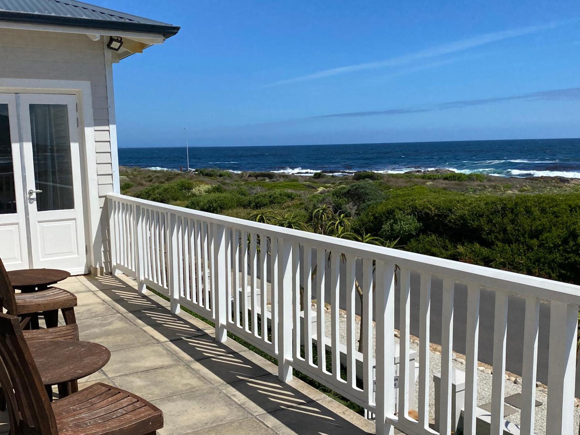 Shore'S Edge Luxury Oceanfront Home Hermanus Exteriör bild